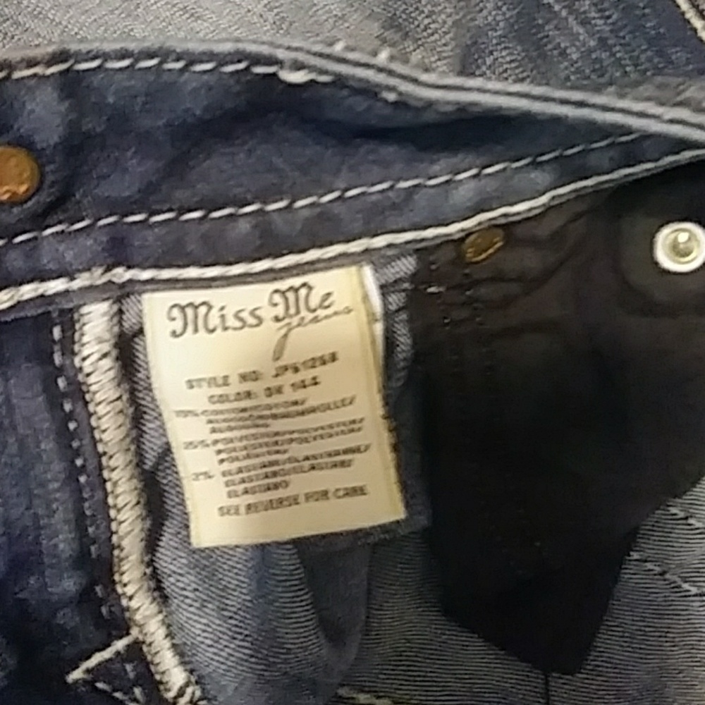 Jeans - Picture 5 of 5